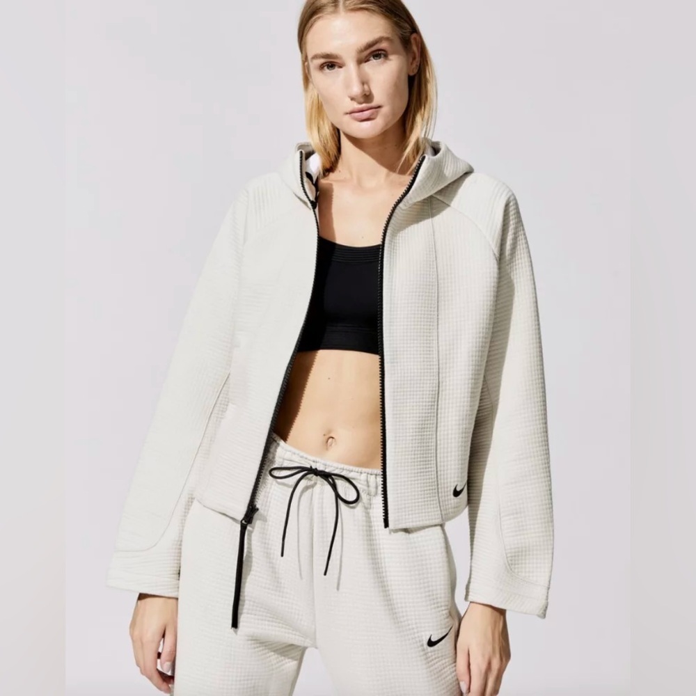 Nike tech fleece set